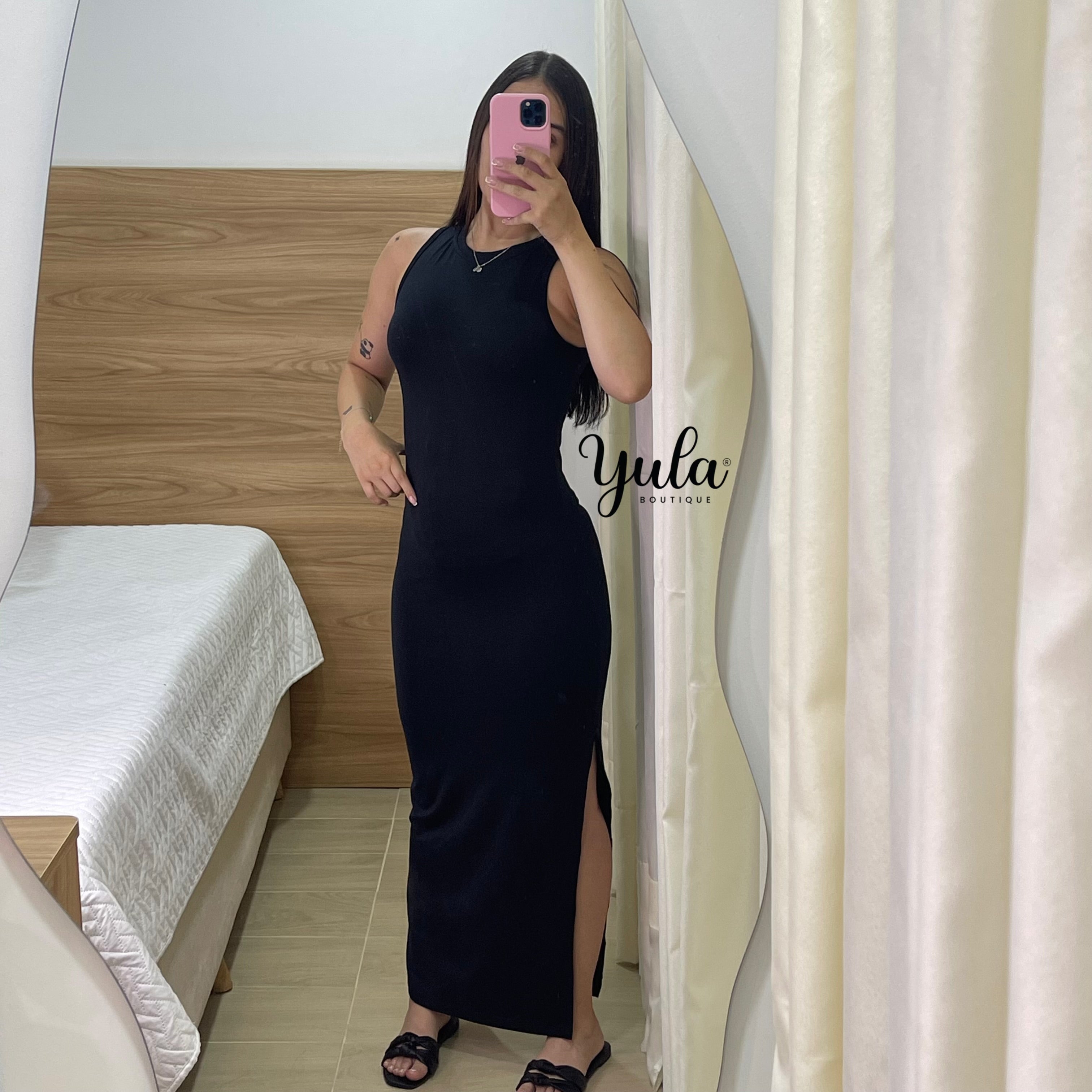 VESTIDO CUELLO REDONDO LARGO